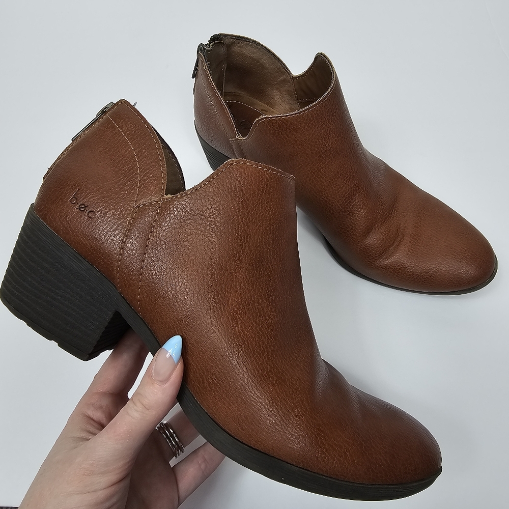 Born boc Celosia Brown Heeled Ankle Booties 8